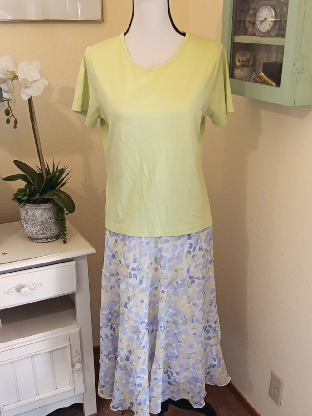 L.L.Bean BUNDLE: Top and Tiered Floral Skirt Set.